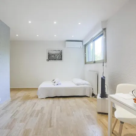 Apartment Ac 